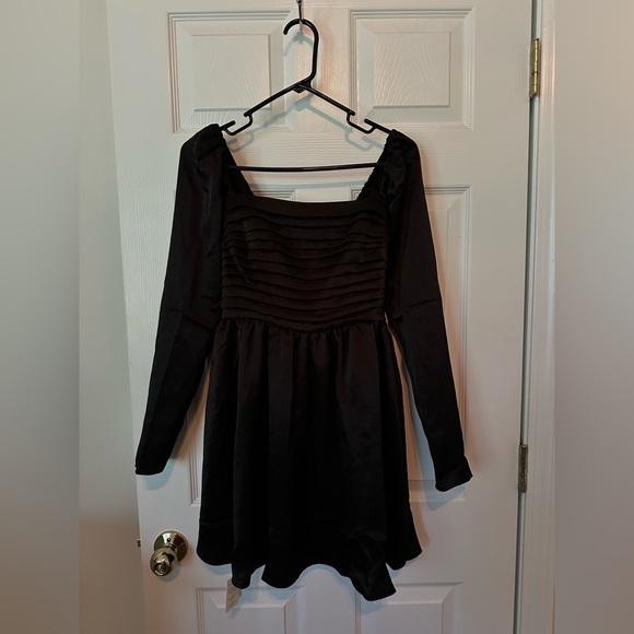 Abercrombie & Fitch Dress - Picture 1 of 2
